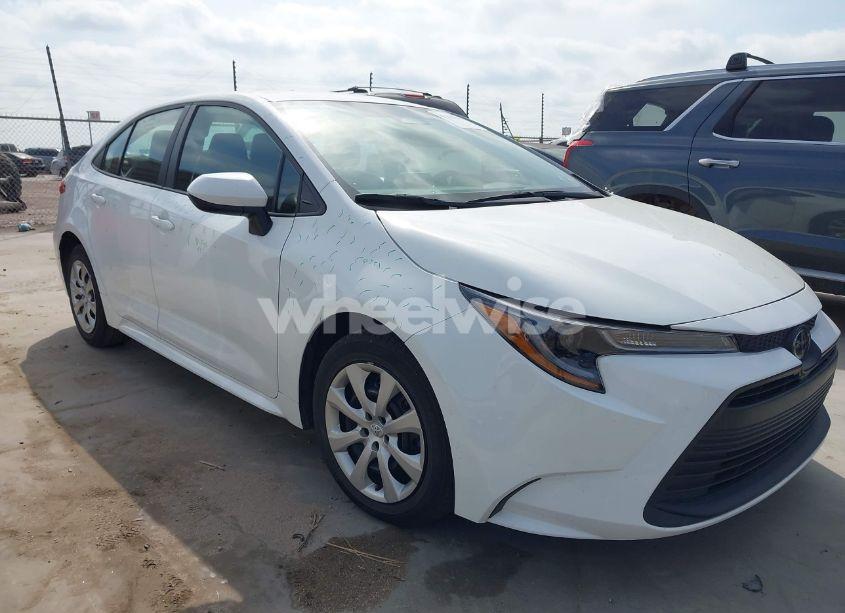 2024 Toyota Corolla LE (VIN 5YFB4MDE2RP132125) main photo