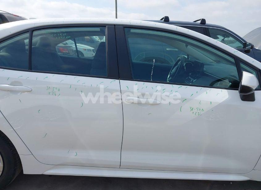 Photo 13 of 2024 Toyota Corolla LE (VIN 5YFB4MDE2RP132125)