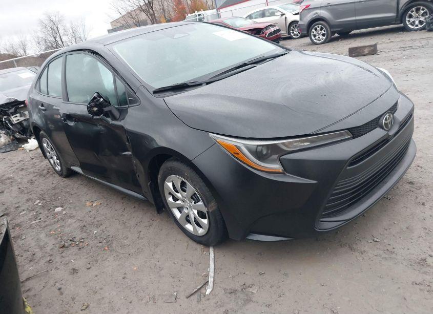 2024 Toyota Corolla LE (VIN 5YFB4MDE2RP134649) main photo
