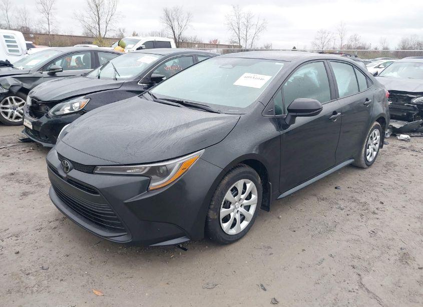 Photo 2 of 2024 Toyota Corolla LE (VIN 5YFB4MDE2RP134649)