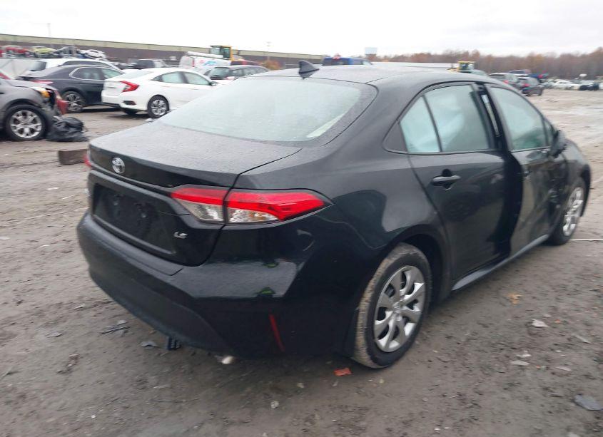 Photo 4 of 2024 Toyota Corolla LE (VIN 5YFB4MDE2RP134649)