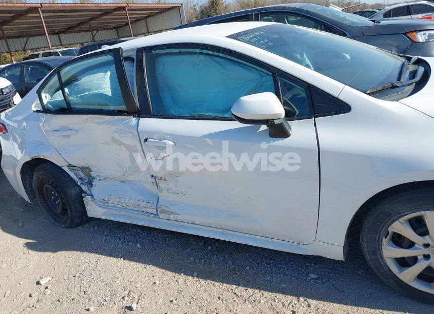 Photo 13 of 2024 Toyota Corolla LE (VIN 5YFB4MDE2RP136174)