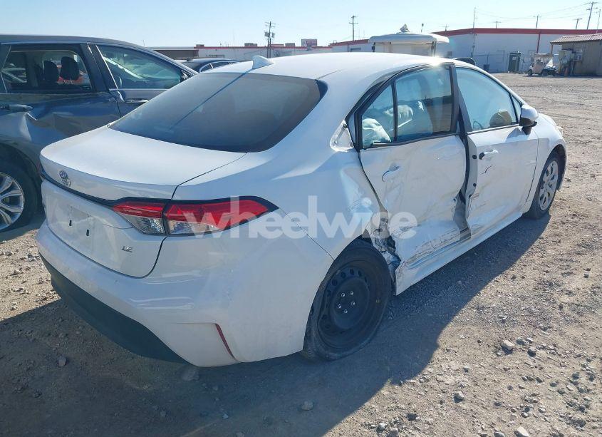 Photo 4 of 2024 Toyota Corolla LE (VIN 5YFB4MDE2RP136174)