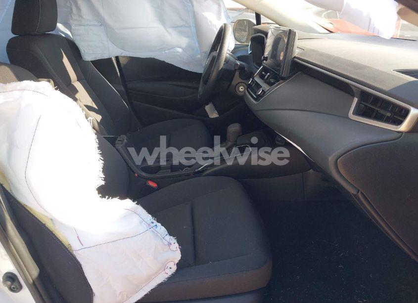 Photo 5 of 2024 Toyota Corolla LE (VIN 5YFB4MDE2RP136174)
