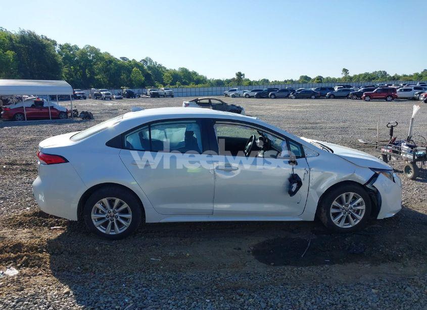 Photo 14 of 2024 Toyota Corolla LE (VIN 5YFB4MDE2RP152441)