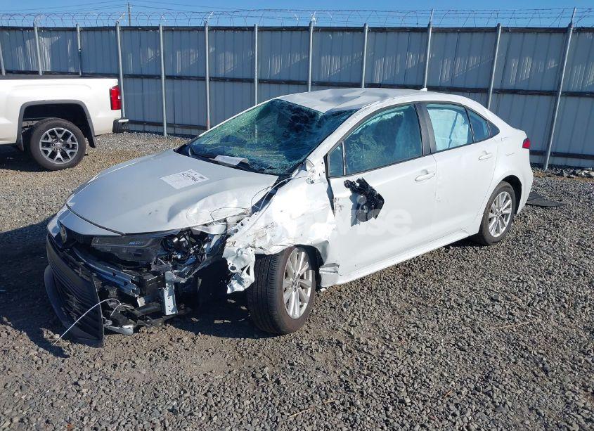 Photo 2 of 2024 Toyota Corolla LE (VIN 5YFB4MDE2RP152441)