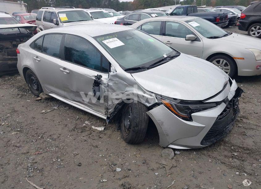 2024 Toyota Corolla LE (VIN 5YFB4MDE2RP169840) main photo