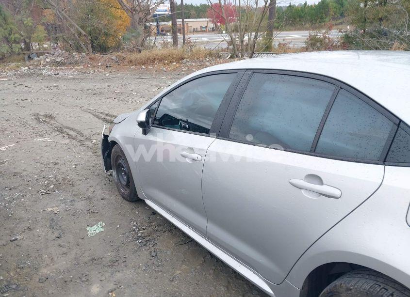 Photo 14 of 2024 Toyota Corolla LE (VIN 5YFB4MDE2RP169840)