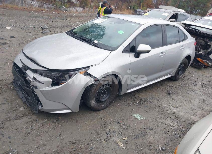 Photo 2 of 2024 Toyota Corolla LE (VIN 5YFB4MDE2RP169840)