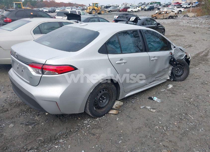 Photo 4 of 2024 Toyota Corolla LE (VIN 5YFB4MDE2RP169840)