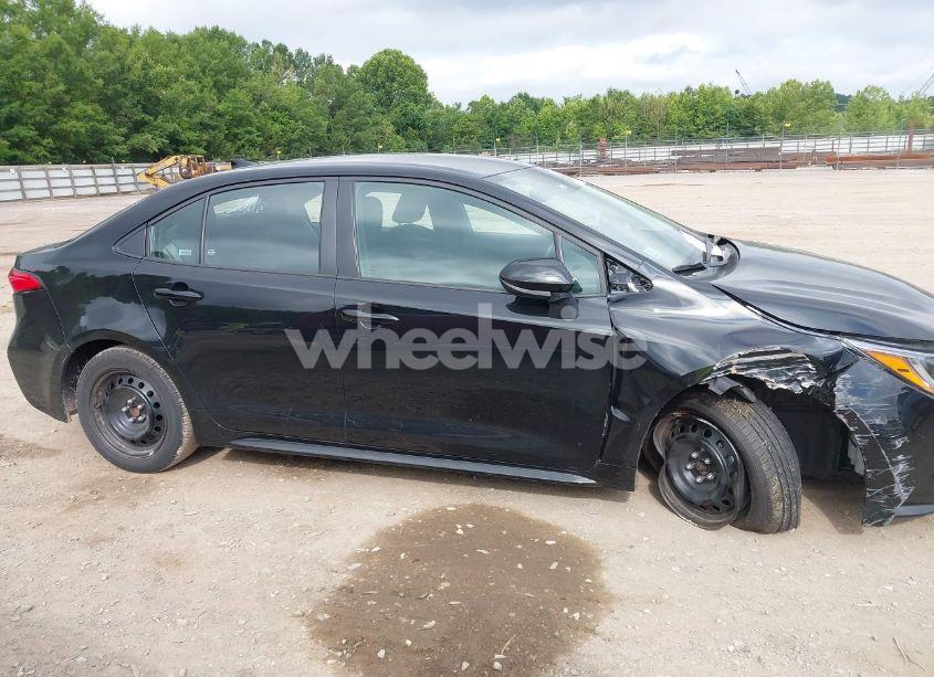 Photo 13 of 2024 Toyota Corolla LE (VIN 5YFB4MDE2RP174844)