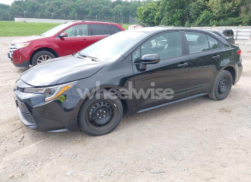 Photo 2 of 2024 Toyota Corolla LE (VIN 5YFB4MDE2RP174844)