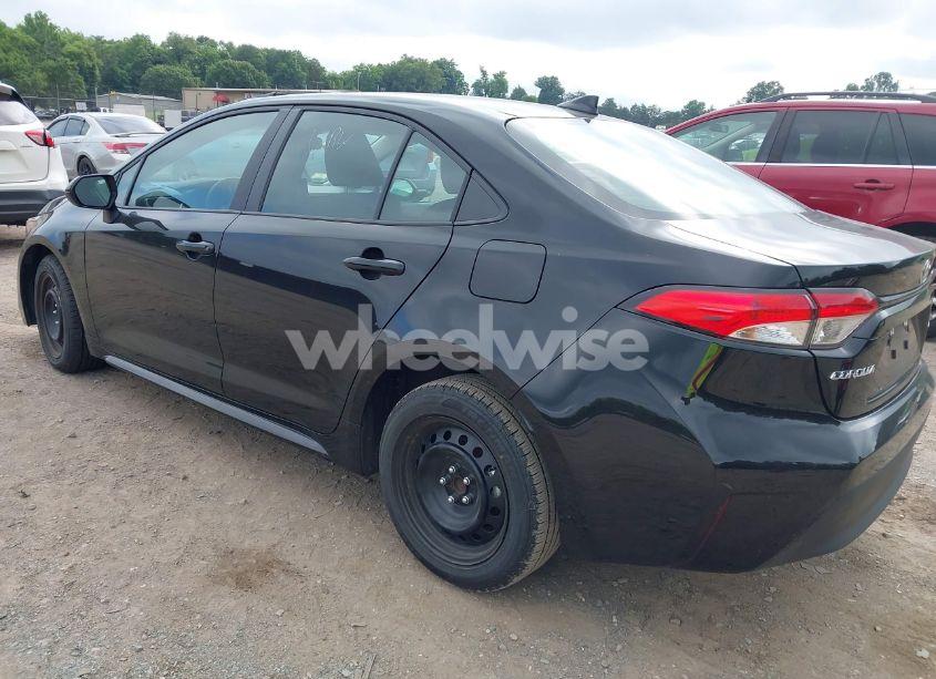 Photo 3 of 2024 Toyota Corolla LE (VIN 5YFB4MDE2RP174844)