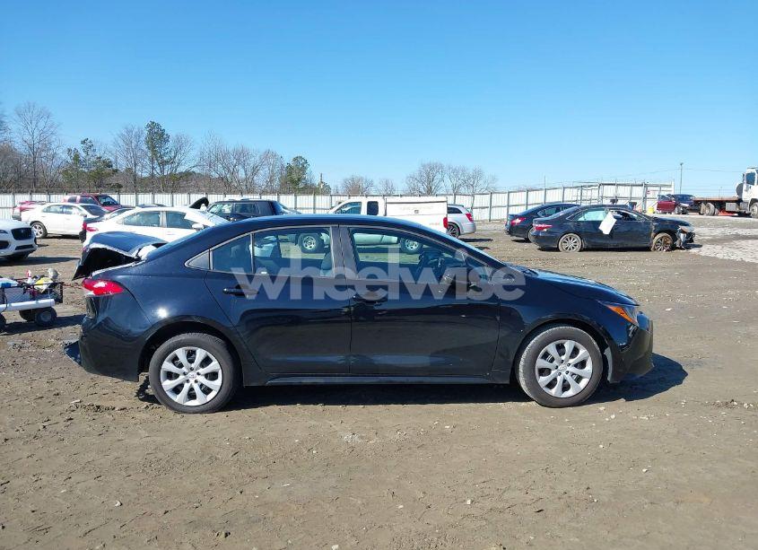 Photo 13 of 2024 Toyota Corolla LE (VIN 5YFB4MDE2RP179834)