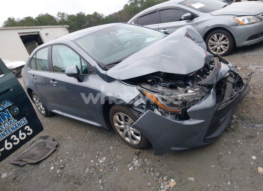 2024 Toyota Corolla LE (VIN 5YFB4MDE2RP181597) main photo