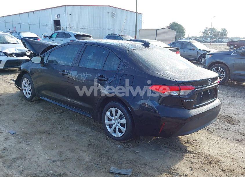 Photo 3 of 2024 Toyota Corolla LE (VIN 5YFB4MDE2RP182572)