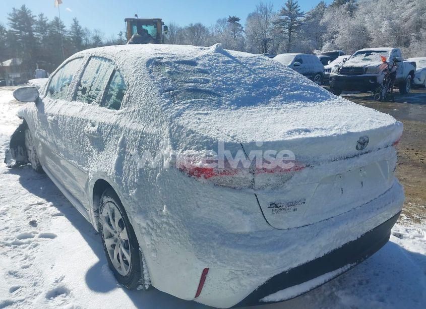 Photo 3 of 2024 Toyota Corolla LE (VIN 5YFB4MDE2RP203484)