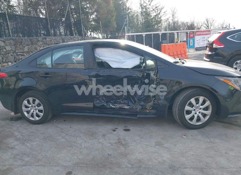 Photo 6 of 2024 Toyota Corolla LE (VIN 5YFB4MDE2RP207440)