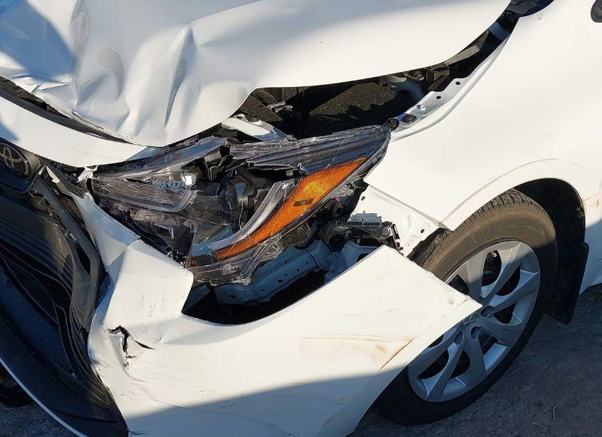 Photo 6 of 2024 Toyota Corolla LE (VIN 5YFB4MDE2RP213562)