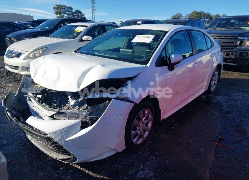 Photo 2 of 2024 Toyota Corolla LE (VIN 5YFB4MDE2RP223153)
