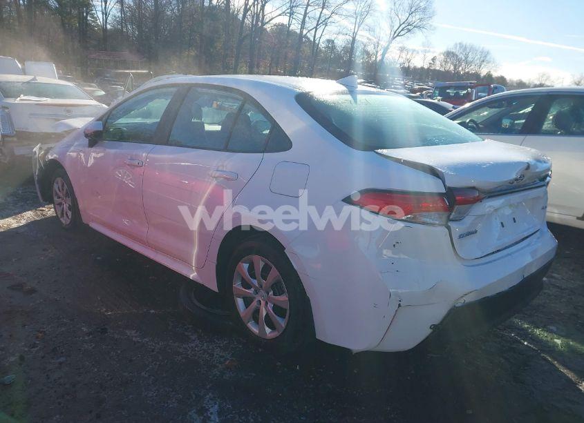 Photo 3 of 2024 Toyota Corolla LE (VIN 5YFB4MDE2RP223153)