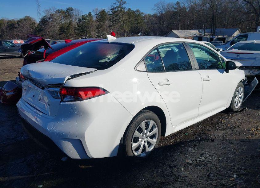 Photo 4 of 2024 Toyota Corolla LE (VIN 5YFB4MDE2RP223153)