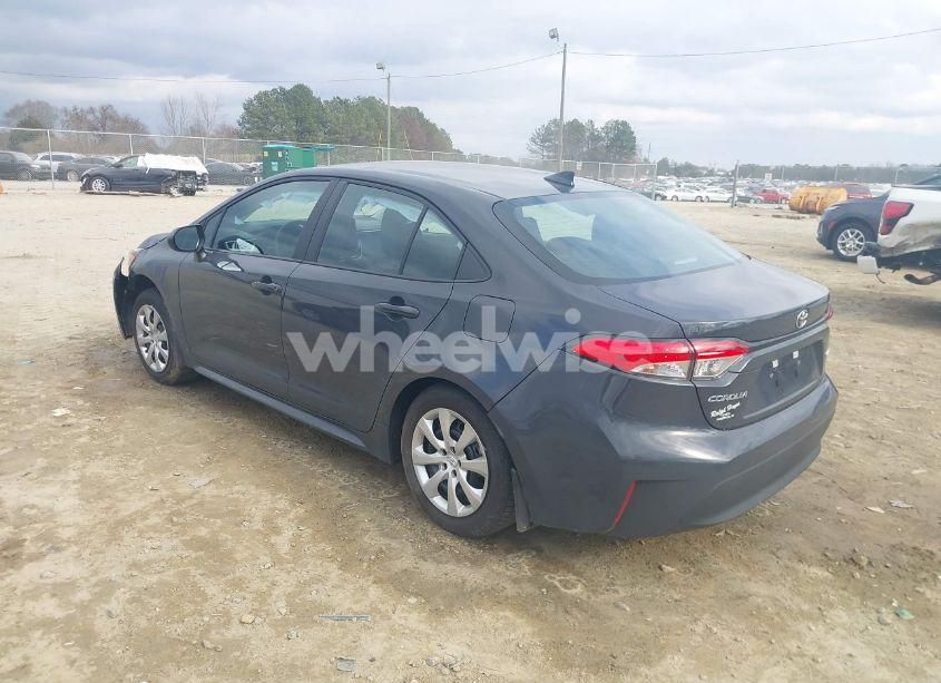 Photo 3 of 2025 Toyota Corolla LE (VIN 5YFB4MDE2SP238631)