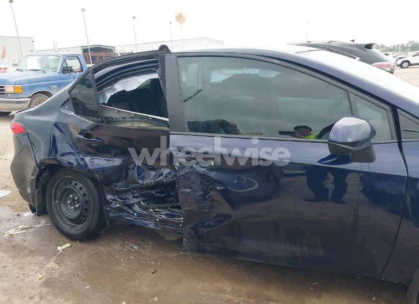 Photo 14 of 2025 Toyota Corolla LE (VIN 5YFB4MDE2SP242307)