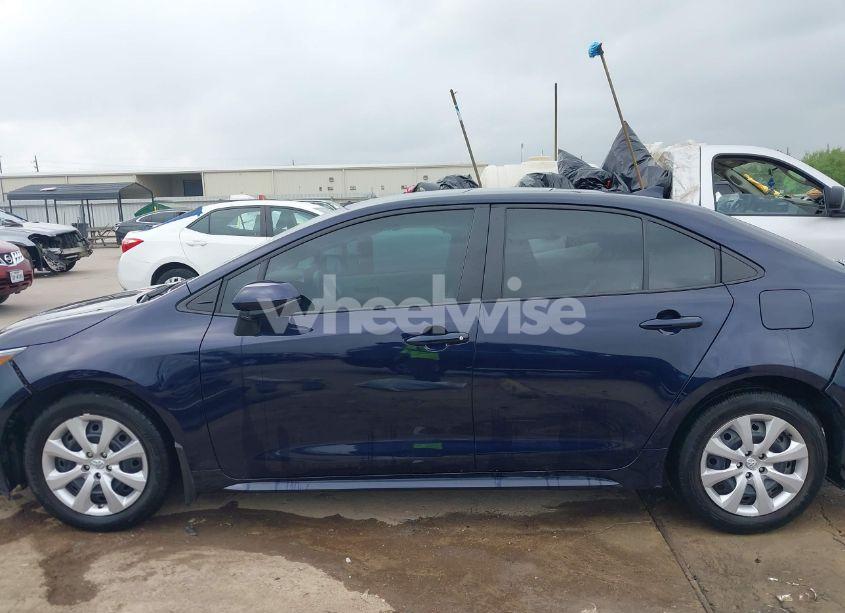 Photo 15 of 2025 Toyota Corolla LE (VIN 5YFB4MDE2SP242307)