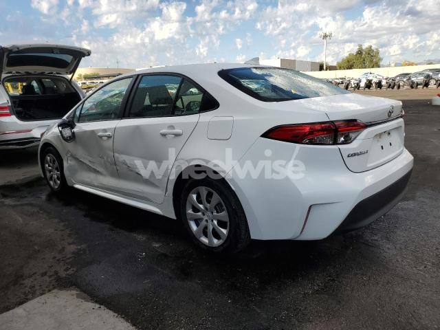 Photo 3 of 2025 TOYOTA COROLLA LE (VIN 5YFB4MDE2SP252433)