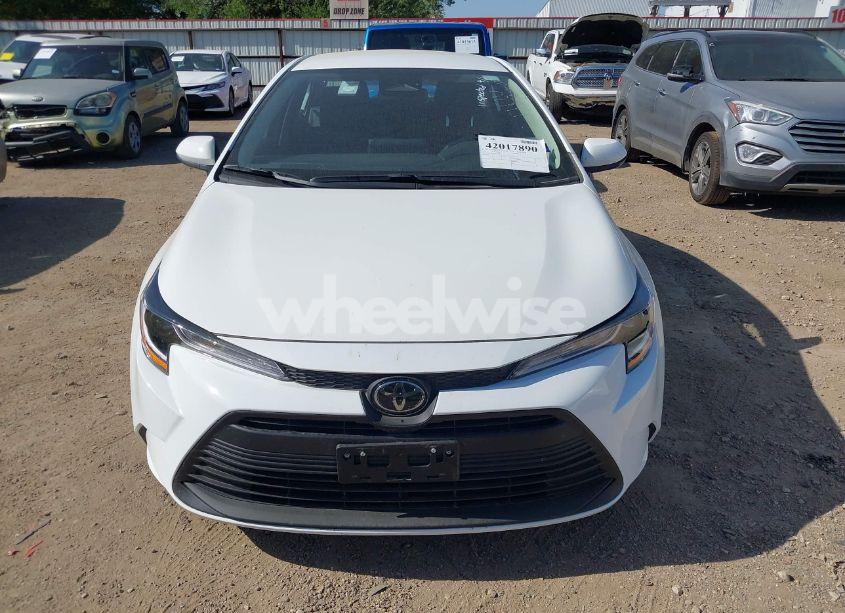 Photo 12 of 2025 Toyota Corolla LE (VIN 5YFB4MDE2SP274691)
