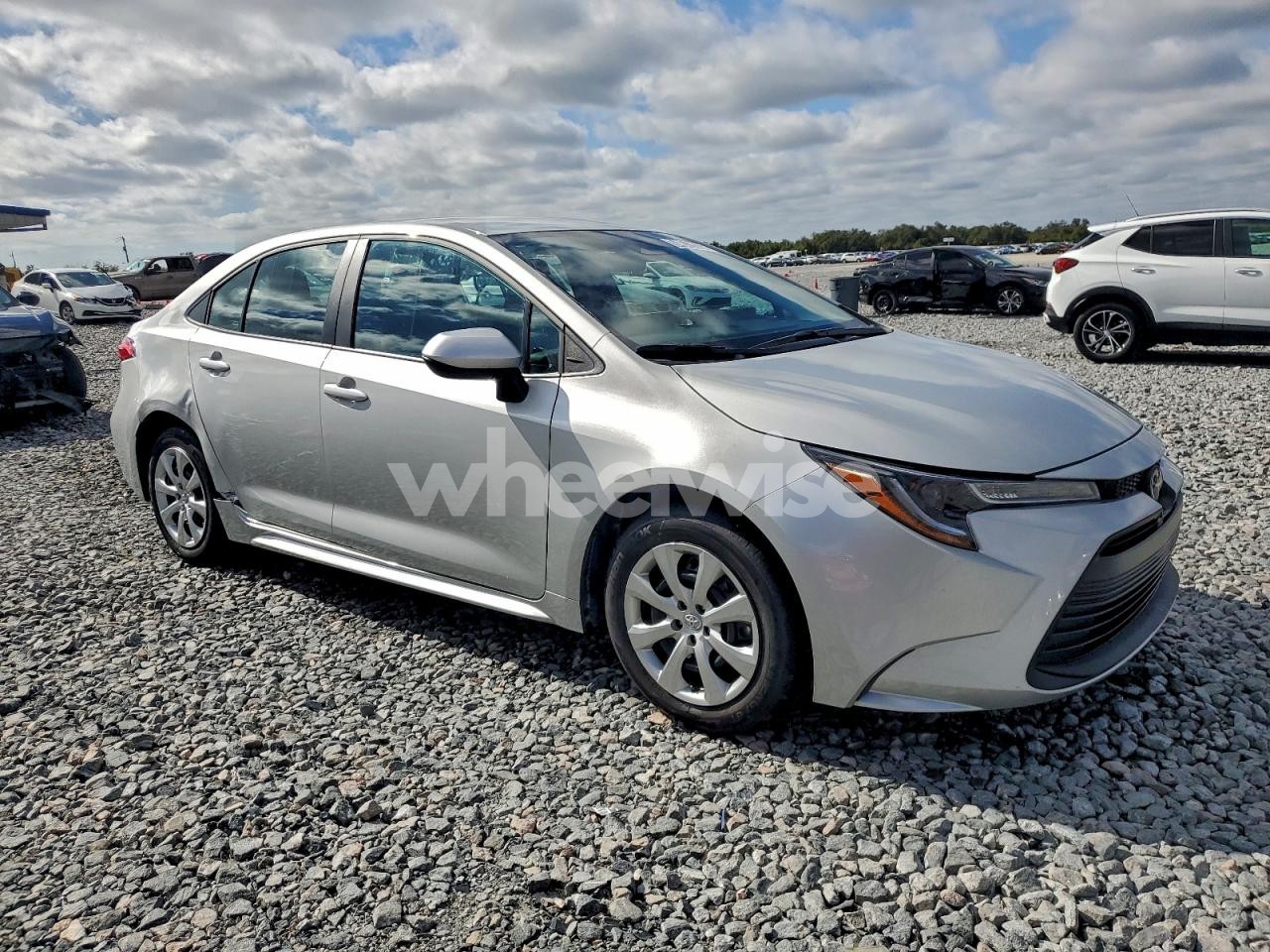 Photo 4 of 2025 TOYOTA COROLLA LE (VIN 5YFB4MDE2SP310783)