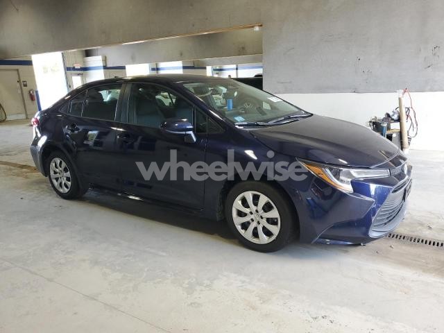 2025 TOYOTA COROLLA LE (VIN 5YFB4MDE2SP317023) main photo
