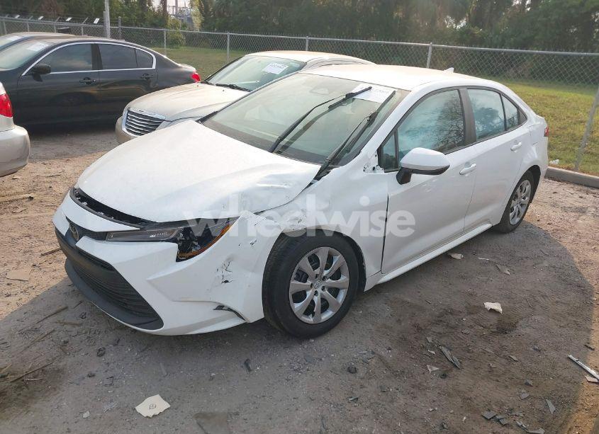 Photo 2 of 2023 Toyota Corolla LE (VIN 5YFB4MDE3PP000309)