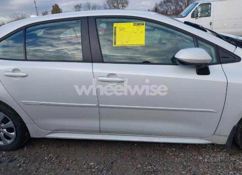 Photo 14 of 2023 Toyota Corolla LE (VIN 5YFB4MDE3PP006952)