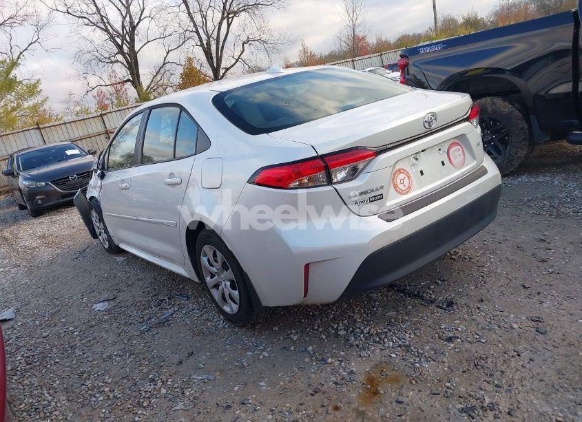 Photo 3 of 2023 Toyota Corolla LE (VIN 5YFB4MDE3PP006952)