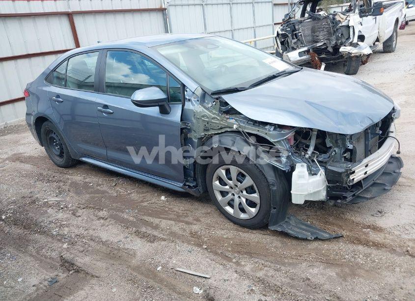 2023 Toyota Corolla LE (VIN 5YFB4MDE3PP013657) main photo