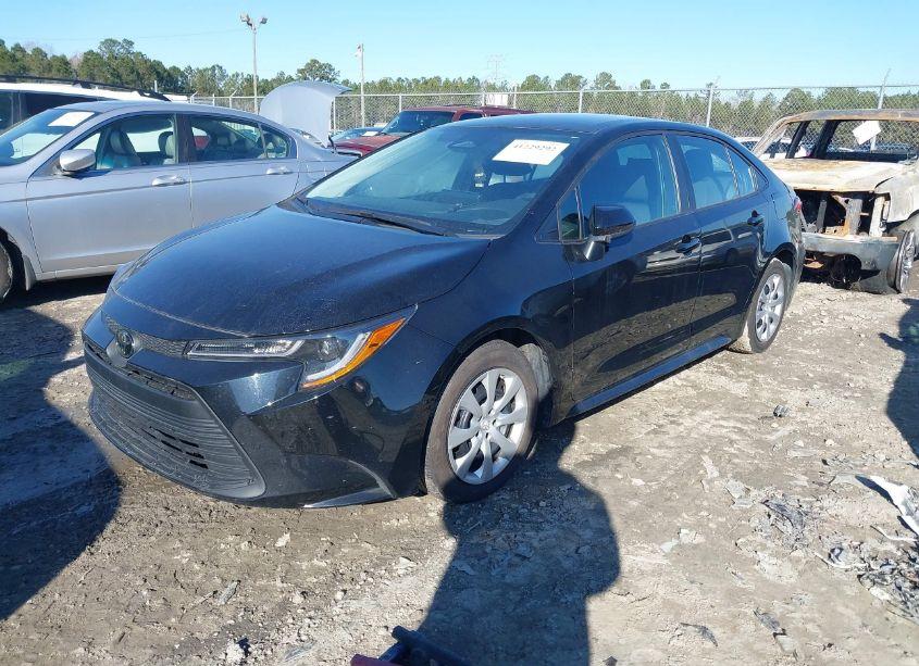 Photo 2 of 2023 Toyota Corolla LE (VIN 5YFB4MDE3PP032435)