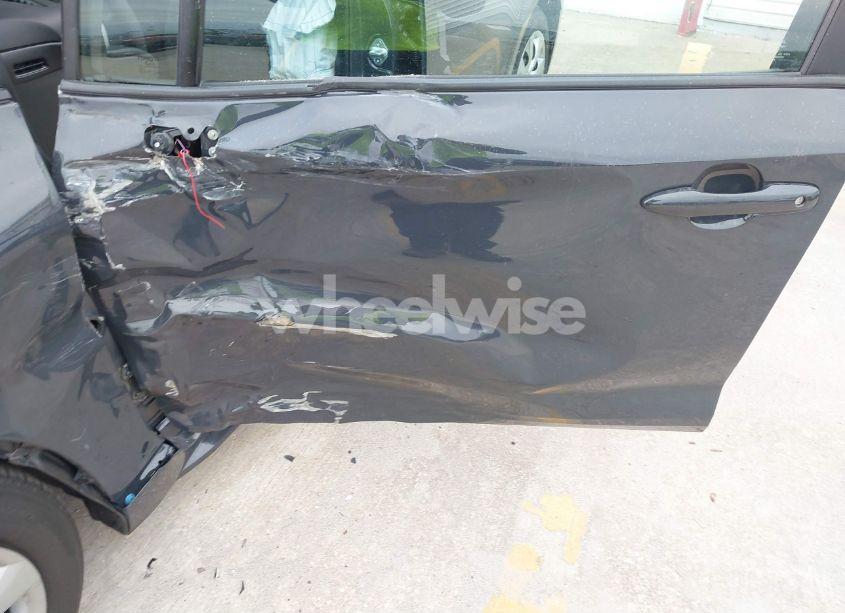 Photo 6 of 2023 Toyota Corolla LE (VIN 5YFB4MDE3PP039000)