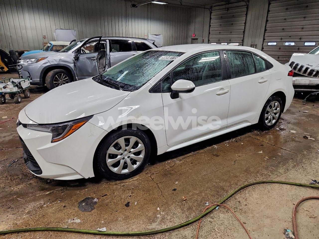 2023 TOYOTA COROLLA LE (VIN 5YFB4MDE3PP049171) main photo