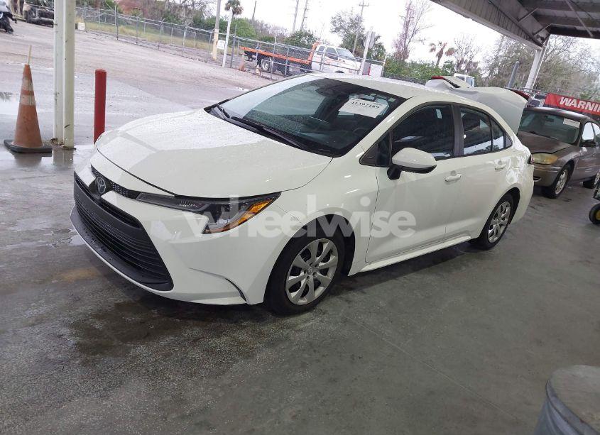 Photo 2 of 2024 Toyota Corolla LE (VIN 5YFB4MDE3RP080763)