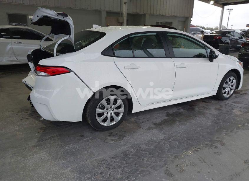 Photo 4 of 2024 Toyota Corolla LE (VIN 5YFB4MDE3RP080763)