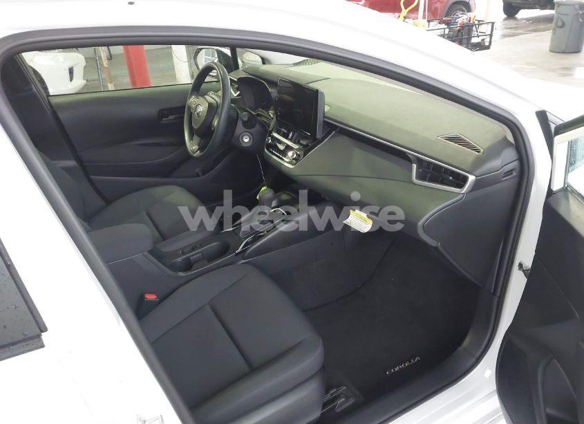 Photo 5 of 2024 Toyota Corolla LE (VIN 5YFB4MDE3RP080763)