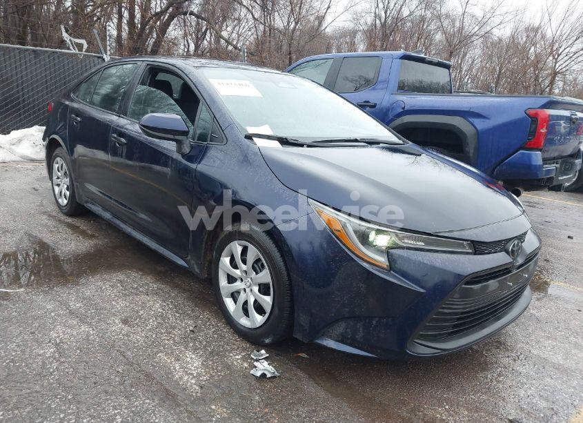 2024 Toyota Corolla LE (VIN 5YFB4MDE3RP101854) main photo