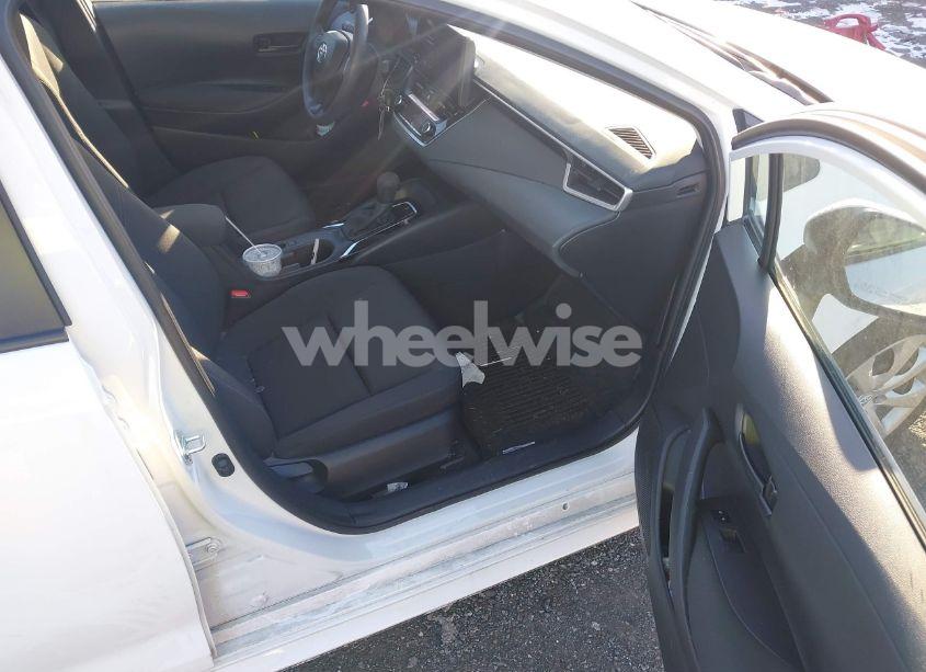 Photo 5 of 2024 Toyota Corolla LE (VIN 5YFB4MDE3RP128777)