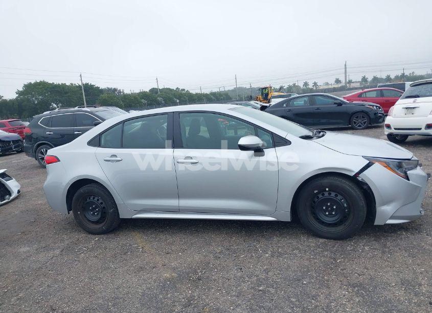 Photo 13 of 2024 Toyota Corolla LE (VIN 5YFB4MDE3RP129282)