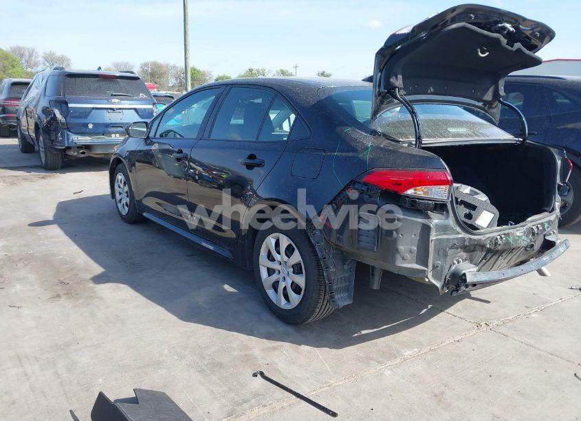 Photo 3 of 2024 Toyota Corolla LE (VIN 5YFB4MDE3RP134921)