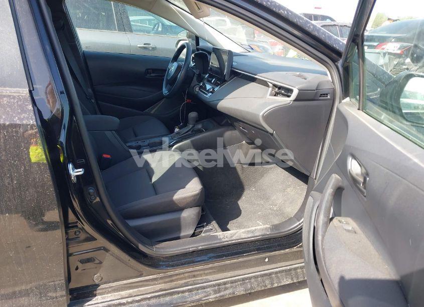 Photo 5 of 2024 Toyota Corolla LE (VIN 5YFB4MDE3RP134921)