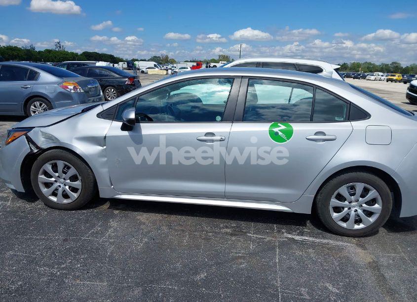 Photo 14 of 2024 Toyota Corolla LE (VIN 5YFB4MDE3RP148401)