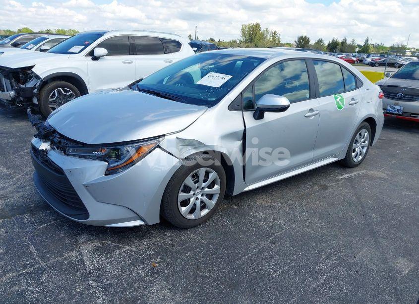 Photo 2 of 2024 Toyota Corolla LE (VIN 5YFB4MDE3RP148401)